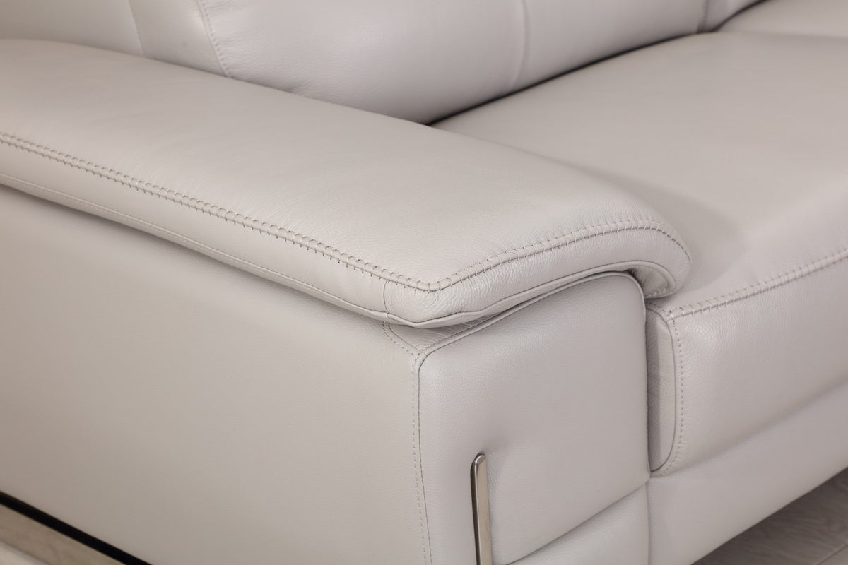 2PCS LIGHT GRAY SOFA AND LOVESEAT #636GU