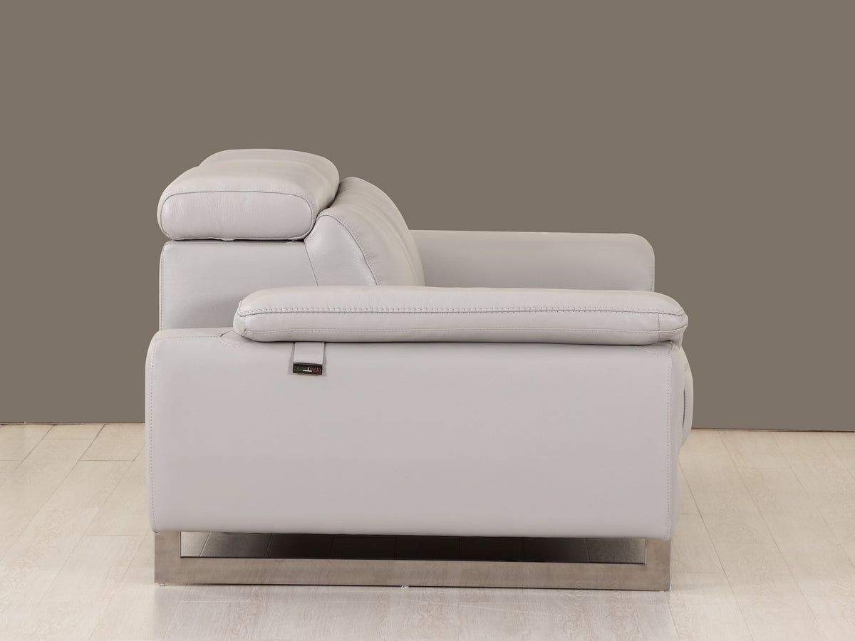 2PCS LIGHT GRAY SOFA AND LOVESEAT #636GU