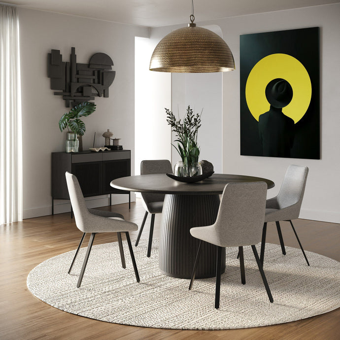 BLACK OAK ROUND DINING TABLE 3630-VIG