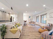 Load image into Gallery viewer, CLYBOURN AVE NORTH HOLLYWOOD