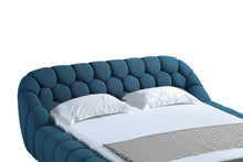 Load image into Gallery viewer, QUEEN BED 81886A/81887 VIG