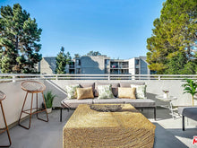 Load image into Gallery viewer, KELTON AVE PROJECT