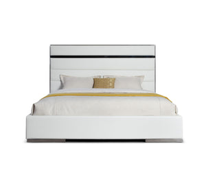 QUEEN BED FRAME 81530/81531 VIG