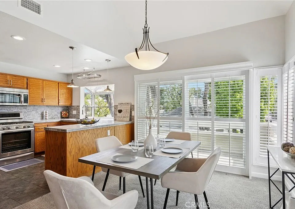 MCBEAN PKWY SANTA CLARITA