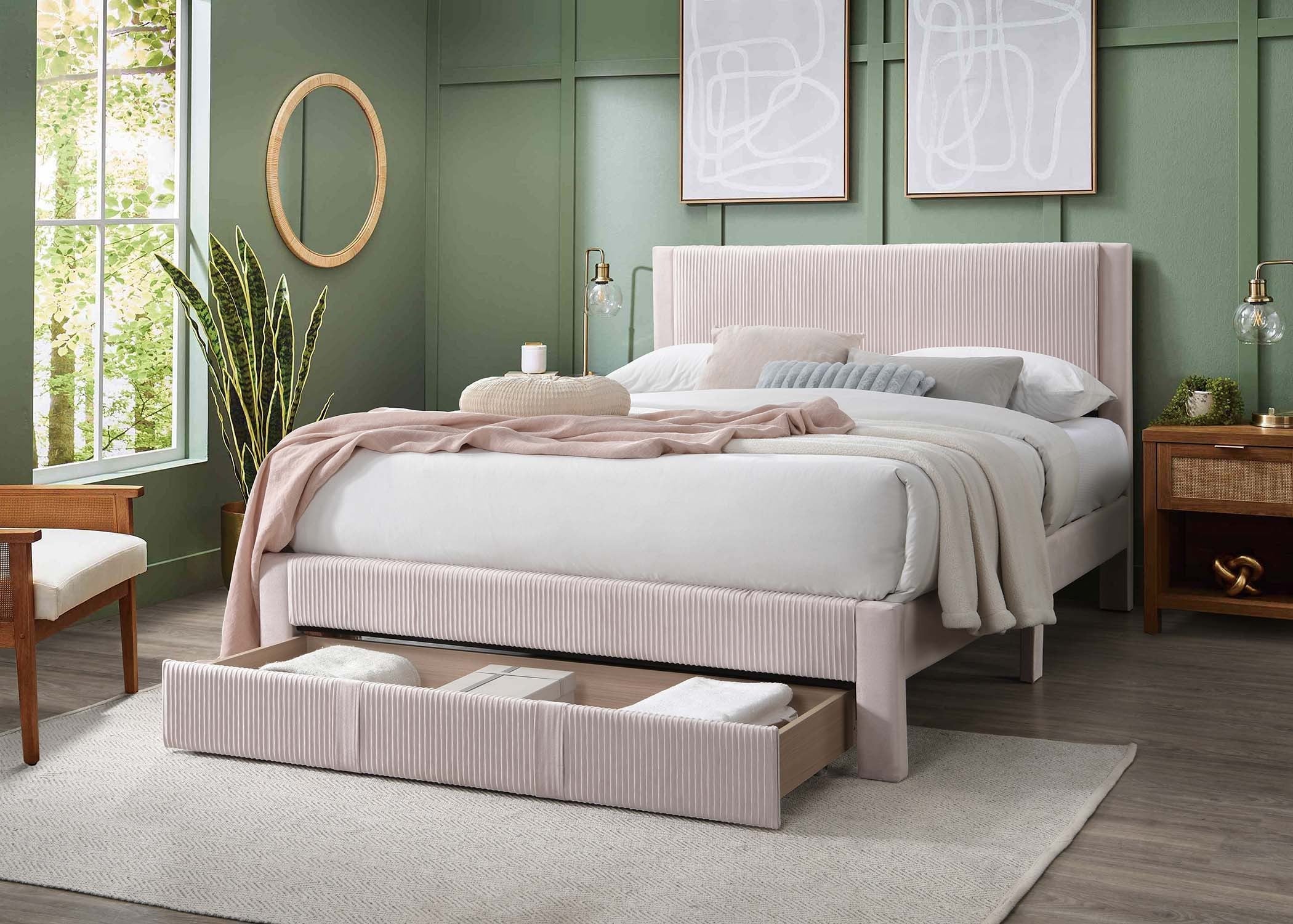 Full Bed - Light Pink