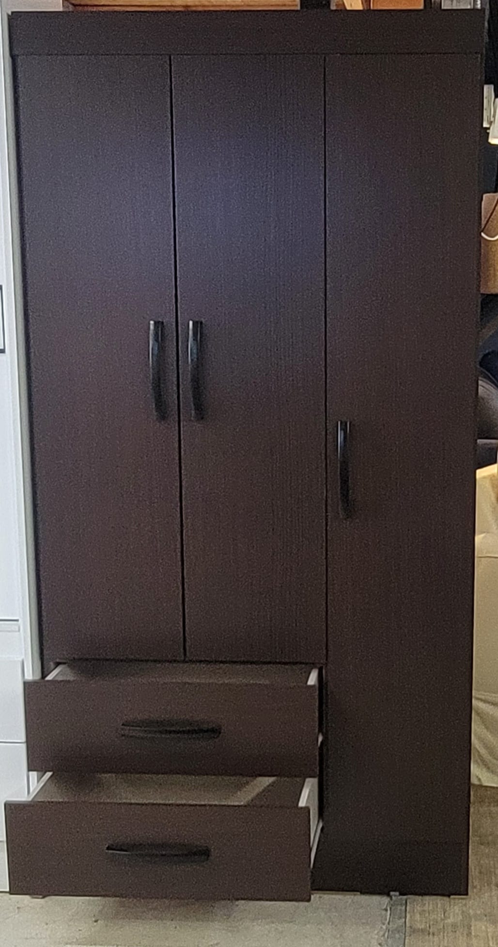 3 DOOR WARDROBE CB553/CBF