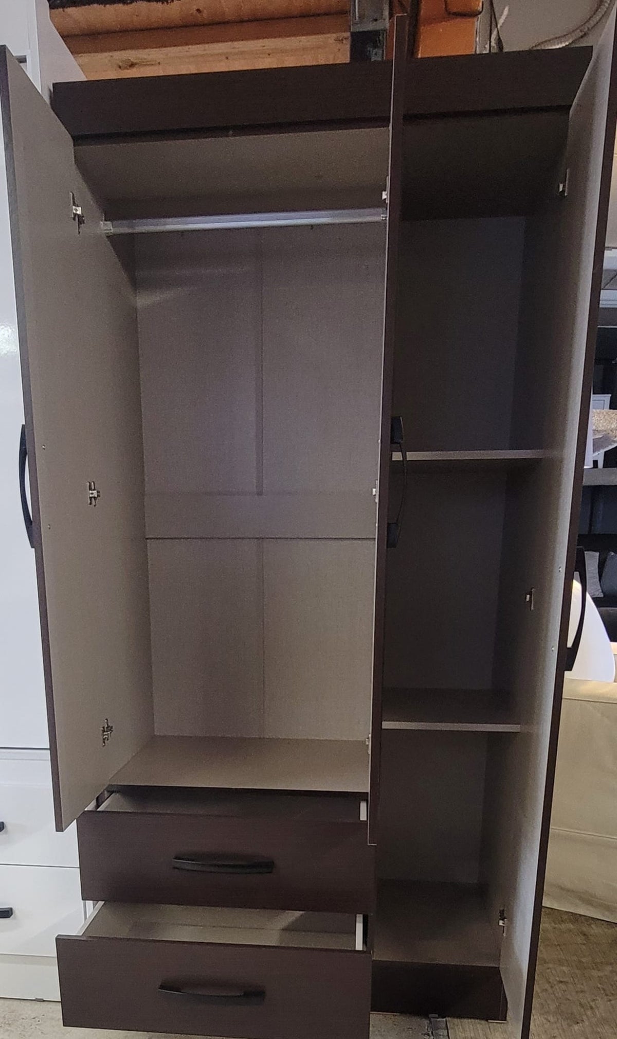 3 DOOR WARDROBE CB553/CBF
