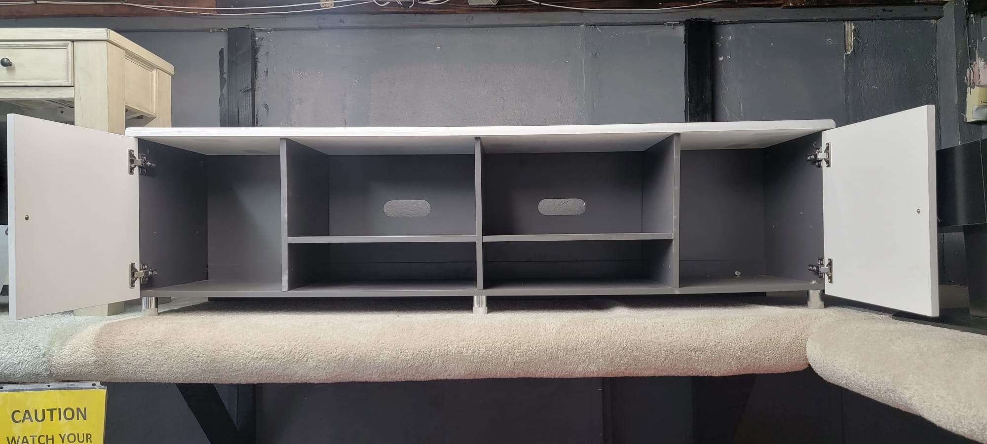 TV STAND-COA 700910