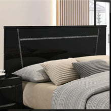 Load image into Gallery viewer, CALKING BED FRAME 7038-FOA