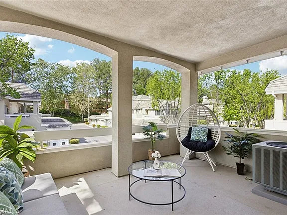 MCBEAN PKWY SANTA CLARITA