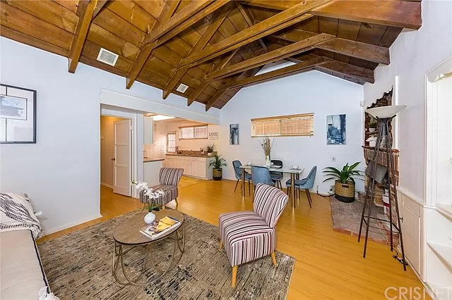 STAGING SERVICES