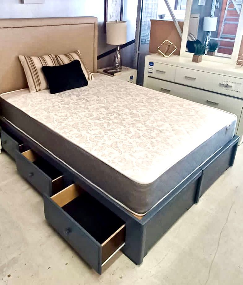 CHEST BED WITH DRAWERS AND FREE MATTRESS