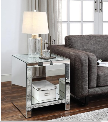 SIDE TABLE 83582-ACM