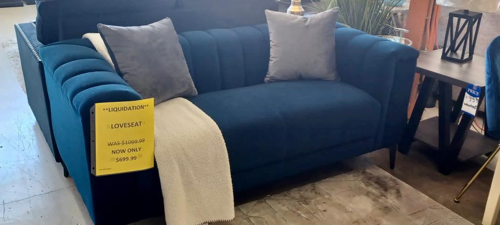 LOVESEAT 509212-COA