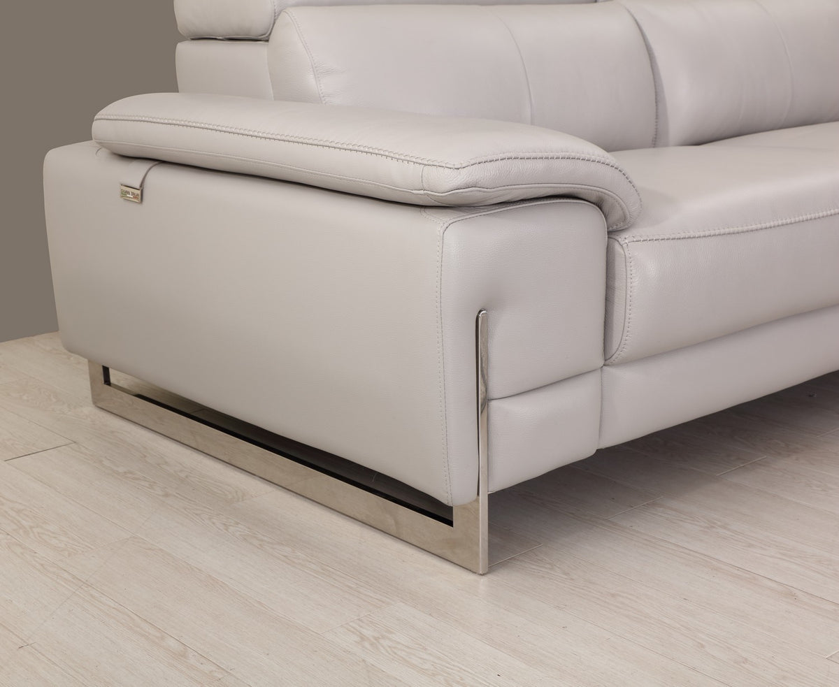 2PCS LIGHT GRAY SOFA AND LOVESEAT #636GU