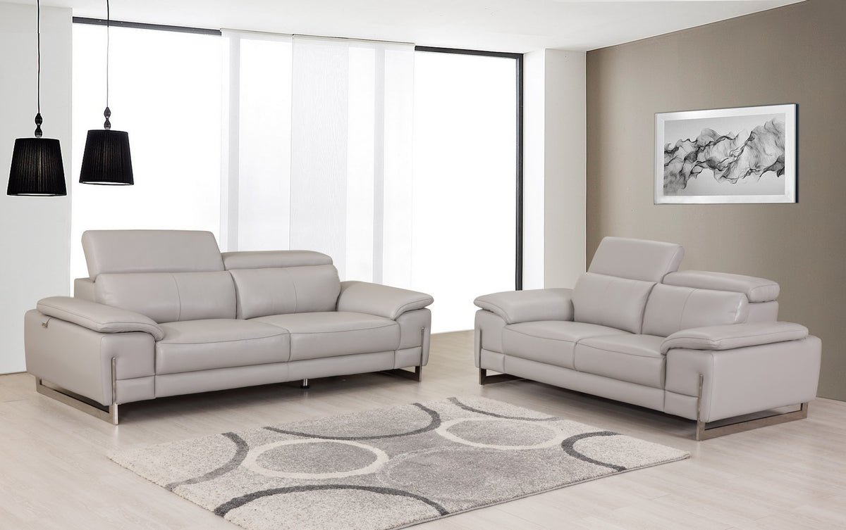 2PCS LIGHT GRAY SOFA AND LOVESEAT #636GU